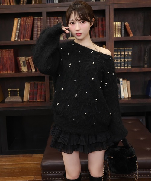 one after another NICE CLAUP（ワンアフターアナザーナイスクラップ）の「ビジューシャギーニット（ニット/セーター・レディース・グレー/ブラック/レッド/アイボリー/ベビーピンク・FREE）」の8枚目の写真