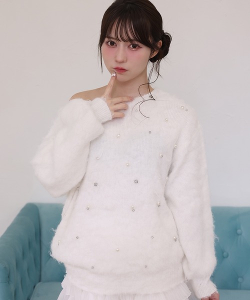 one after another NICE CLAUP（ワンアフターアナザーナイスクラップ）の「ビジューシャギーニット（ニット/セーター・レディース・グレー/ブラック/レッド/アイボリー/ベビーピンク・FREE）」の11枚目の写真