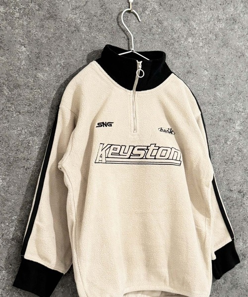 THE CASUAL（カジュアル）の「フリース　ハーフZIP　BIG　GAMEトレーナー（スウェット・キッズ・ベージュ/ブラック/チャコール/ネイビー・160cm/150cm/140cm/130cm/120cm/110cm）」の3枚目の写真