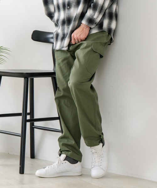 Blue Standard (ブルースタンダード)の「【BLUE STANDARD/ブルースタンダード】コットンチノ カーゴパンツ(カーゴパンツ・メンズ・カーキ/ブラック・X-LARGE/LARGE/MEDIUM)」の13枚目の写真