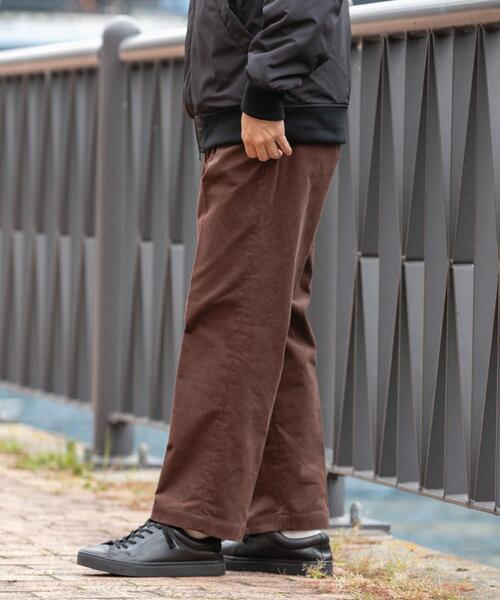 URBAN RESEARCH ROSSO MEN（アーバンリサーチロッソメン）の「『XLサイズあり』ストレッチコーデュロイ1タックワイドスラックス（その他パンツ・メンズ・モカ/カーキ/ブラック・X-LARGE/LARGE/MEDIUM）」の15枚目の写真