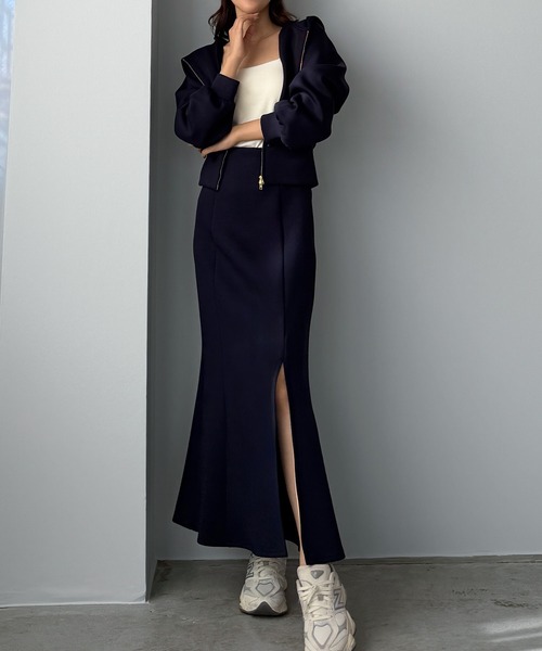 Louere（ルエレ）の「ポンチショートパーカー+スリットマーメイドスカートSET（セットアップ・レディース・ブラウン/チャコール/ネイビー/ブラック/アイボリー・SMALL/MEDIUM/LARGE/X-LARGE）」の5枚目の写真