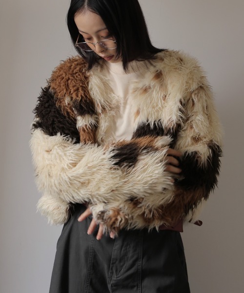 Ulysses（ユリシス）の「ノーカラーフェイクファージャケット（その他アウター・レディース・ブラック/ブラウン・S/M）」の22枚目の写真