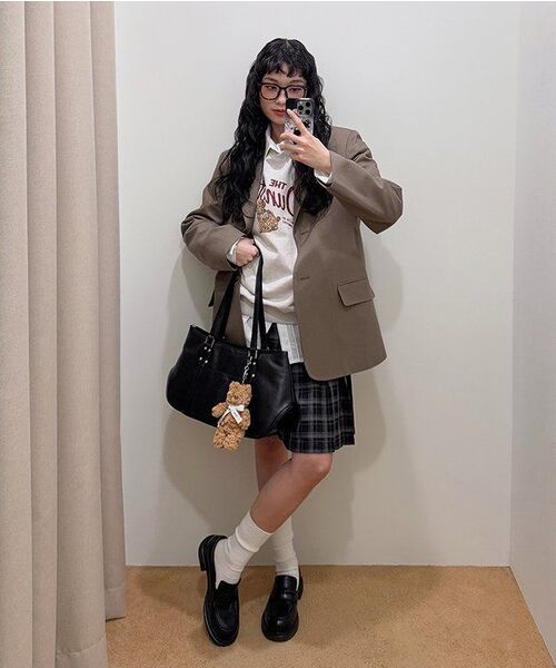 RONRON(ロンロン)の「EYELET STITCH HEART POCKET OVER FIT SHIRT WHITE(シャツ/ブラウス・レディース・その他・FREE)」の3枚目の写真