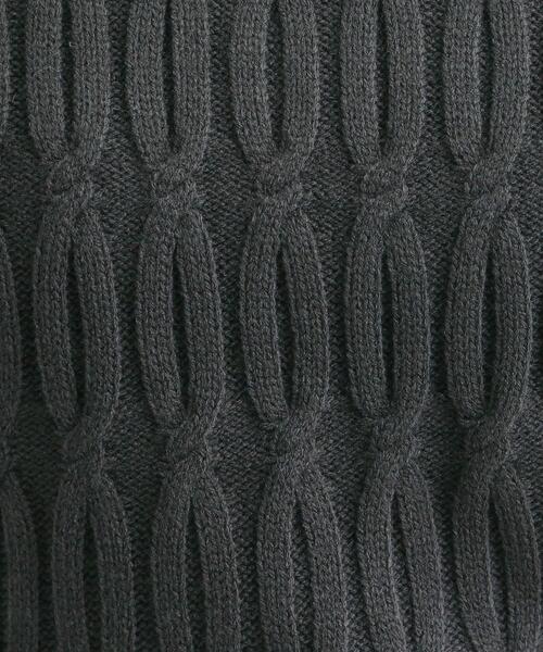 SHOO・LA・RUE（シューラルー）の「【洗濯機可／毛玉レス】シンプルケーブル柄ニット（ニット/セーター・レディース・グリーン/ホワイト/チャコールグレー/ベージュ/イエロー/レッド系1・04/03/02/01）」の18枚目の写真