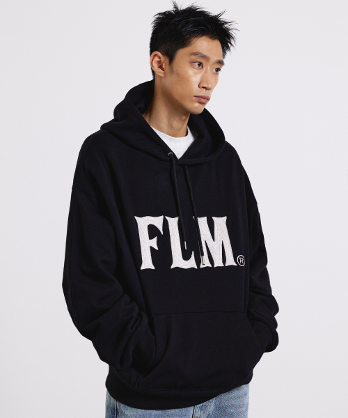 F.ILLUMINATE(フィルミネイト)の「FLM スティッチロゴフードパーカー - ブラック(パーカー・レディース・その他・SMALL/MEDIUM/LARGE)」の3枚目の写真