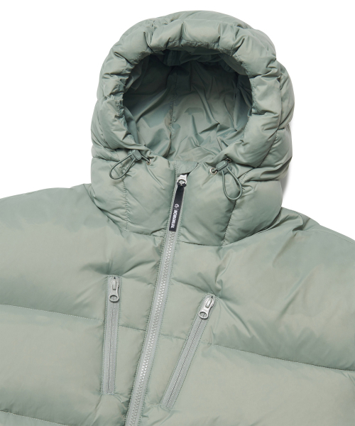 NOMANUAL（NOMANUAL）の「EMBER HOODED DUCK DOWN - PALE KHAKI（ダウンジャケット/コート・レディース・その他・SMALL/MEDIUM/LARGE/X-LARGE）」の6枚目の写真
