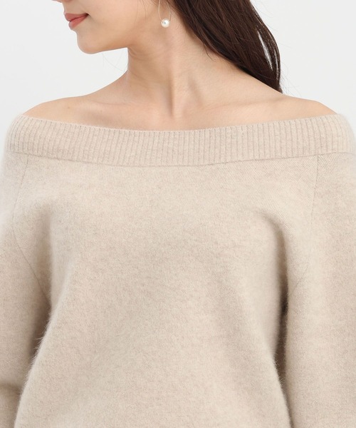 Andemiu（アンデミュウ）の「【洗える】CNラクーンコンオフショルニット491270（ニット/セーター・レディース・オフホワイト/ブラック/ボルドー・FREE）」の14枚目の写真