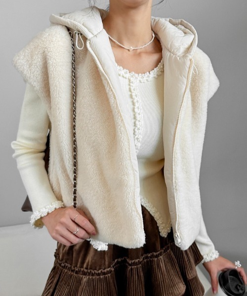 セール】フード付きボアベスト（その他アウター）｜Aelina（エリナ）の