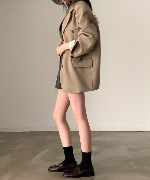 Aelina(エリナ)の「シングルブレストスーツジャケット(テーラードジャケット・レディース・ダークベージュ/ブラウン/チャコールグレー・FREE)」の7枚目の写真