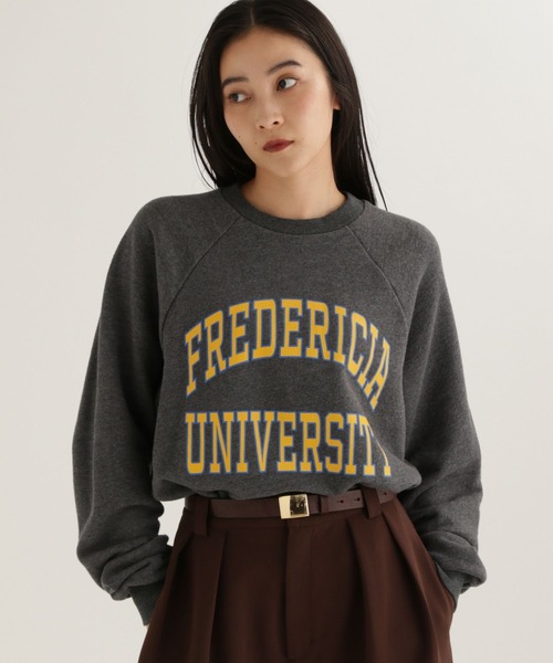 セール】【daily CLIP】カレッジプリントトレーナー（スウェット