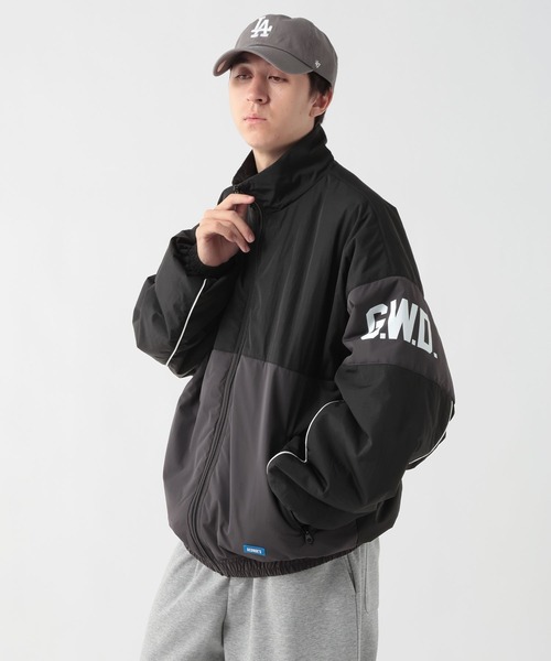 GEORGE'S(ジョージズ)の「キリカエZIPブルゾン(ブルゾン・メンズ・グレー系/ネイビー系・MEDIUM/LARGE)」の1枚目の写真