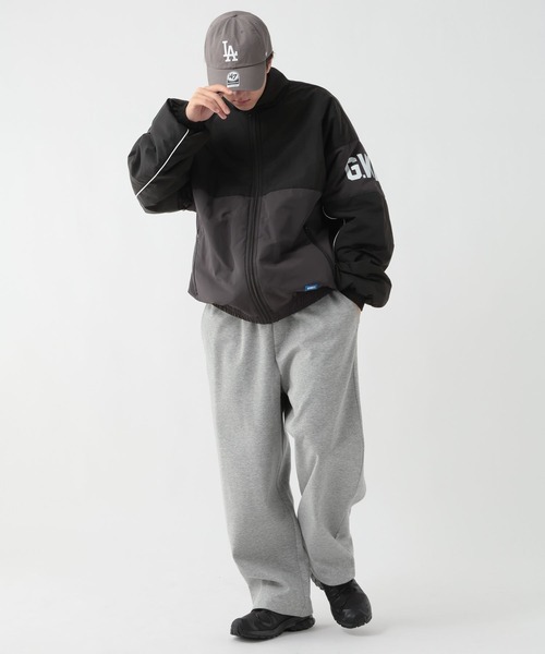 GEORGE'S(ジョージズ)の「キリカエZIPブルゾン(ブルゾン・メンズ・グレー系/ネイビー系・MEDIUM/LARGE)」の3枚目の写真