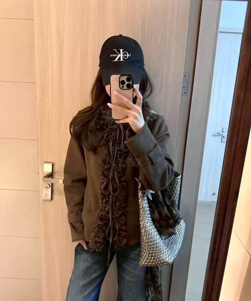 almo（アルモ）の「【LAMPOON】フェイクムートンリボンジャケット（その他アウター・レディース・モカ/ネイビー・SMALL/MEDIUM/LARGE）」の12枚目の写真