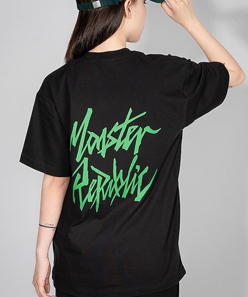 MONSTER REPUBLIC(モンスターリパブリック)の「ムーブメントロゴライトグリーンTシャツブラック(Tシャツ/カットソー・レディース・その他・MEDIUM/SMALL/X-LARGE/LARGE)」の2枚目の写真