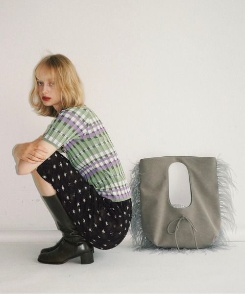 musubore(ムスボレ)の「jelly fish suede toe bag / フリンジスェードトートバッグ(トートバッグ・レディース・グレー/グリーン/ピンク/カーキ・FREE)」の16枚目の写真