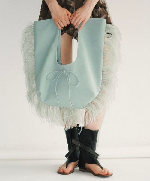 musubore(ムスボレ)の「jelly fish suede toe bag / フリンジスェードトートバッグ(トートバッグ・レディース・グレー/グリーン/ピンク/カーキ・FREE)」の6枚目の写真