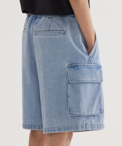 COVERNAT（カバーナット）の「デニムカーゴショーツライトブルー（その他パンツ・レディース・その他・X-SMALL/SMALL/MEDIUM/LARGE/X-LARGE/XX-LARGE）」の10枚目の写真