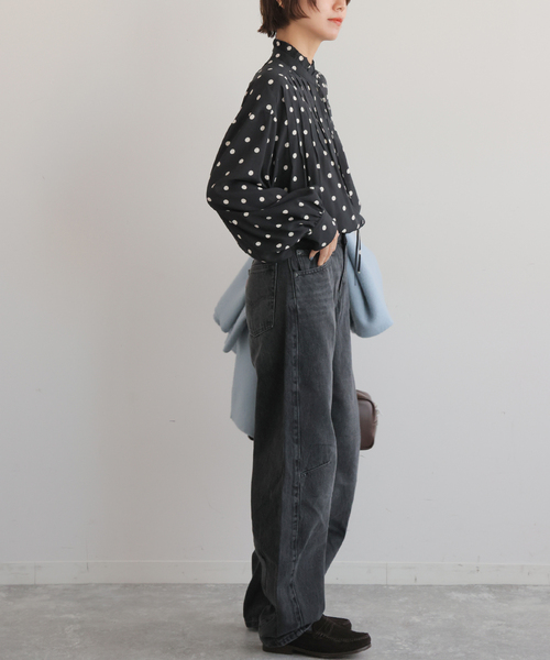 JOURNAL STANDARD relume（ジャーナルスタンダード　レリューム）の「《WEB限定》ドットプリントピンタックブラウス（シャツ/ブラウス・レディース・ブラック・FREE）」の18枚目の写真