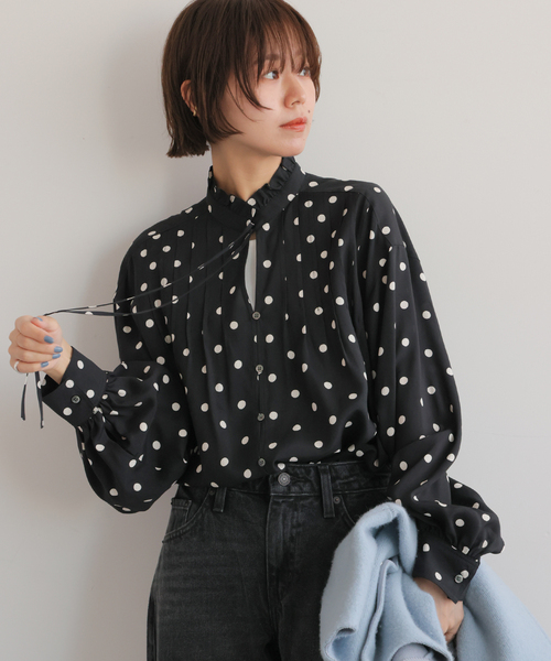 JOURNAL STANDARD relume（ジャーナルスタンダード　レリューム）の「《WEB限定》ドットプリントピンタックブラウス（シャツ/ブラウス・レディース・ブラック・FREE）」の20枚目の写真