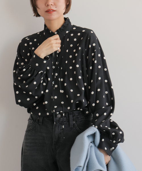 JOURNAL STANDARD relume（ジャーナルスタンダード　レリューム）の「《WEB限定》ドットプリントピンタックブラウス（シャツ/ブラウス・レディース・ブラック・FREE）」の21枚目の写真
