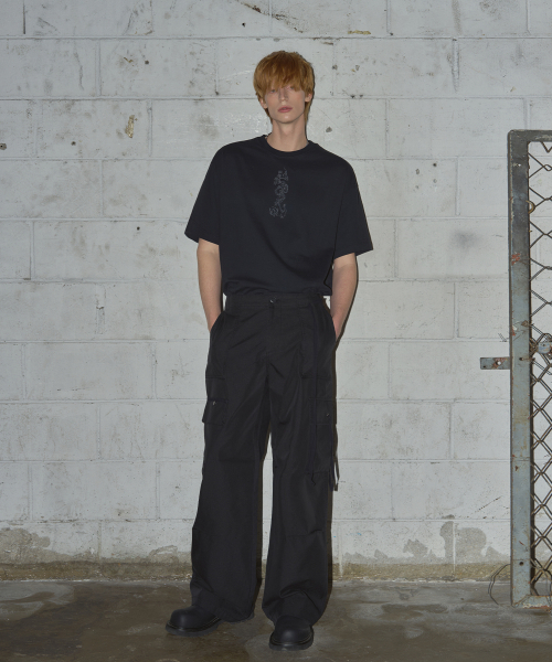 LEATHERY（レザリー）の「ドラッグオンオーバーサイズ半袖Tシャツ[ホワイト]（Tシャツ/カットソー・レディース・その他・MEDIUM/LARGE）」の7枚目の写真