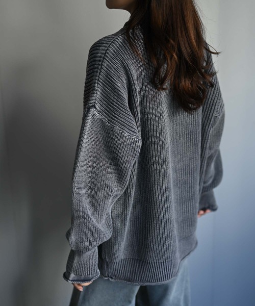CREARE -LINO-(クレアーレリノ)の「畦編みピグメントオーバーニット(ニット/セーター・メンズ・チャコール/ネイビー/ブラウン・FREE)」の3枚目の写真