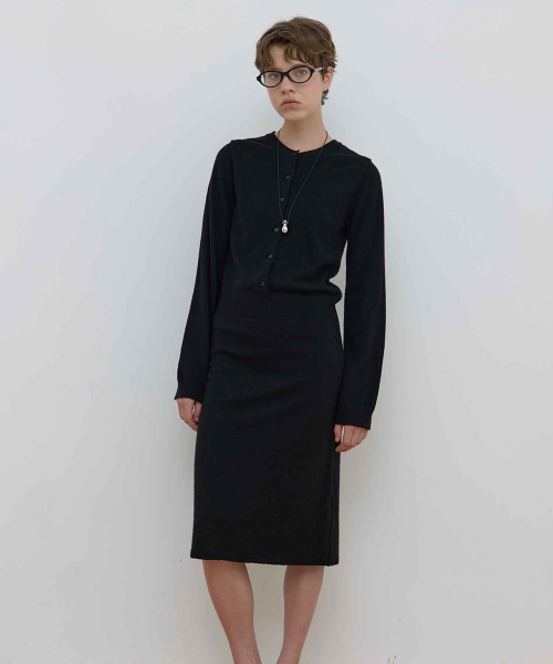 MONO KNIT DRESS — чёрное трикотажное платье