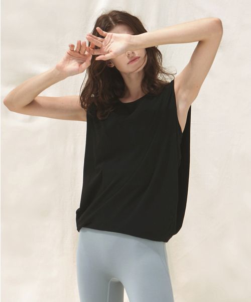 DEVIWEAR(デヴィウェア)の「ビンゴ ダブルスリーブレス DEVI-TS0029-ブラック(Tシャツ/カットソー・レディース・その他・FREE)」の1枚目の写真