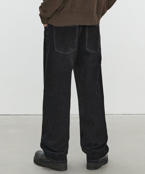 DECET（デケト）の「Deep Pleats Wide Jeans DCPT030Black（デニムパンツ・レディース・その他・34/32/30/26/28）」の7枚目の写真