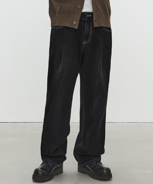 DECET（デケト）の「Deep Pleats Wide Jeans DCPT030Black（デニムパンツ・レディース・その他・34/32/30/26/28）」の8枚目の写真