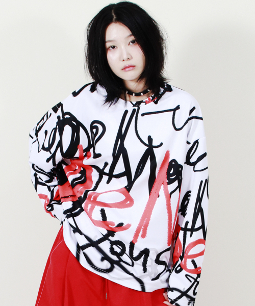 DEMARC(ドゥマーク)の「STREET GRAFFITI OVERSIZED LONG-SLEEVE T-SHIRT(Tシャツ/カットソー・レディース・その他・MEDIUM/LARGE)」の5枚目の写真