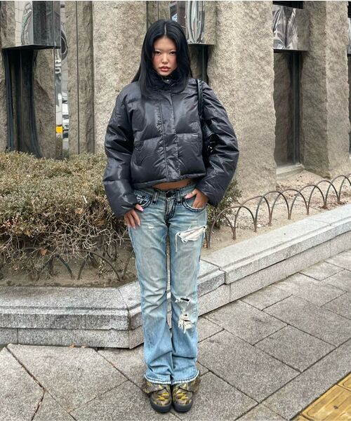 NICK&NICOLE(ニックアンドニコール)の「NICOLE GLOSSY SHORT PUFFER PADDING_BLACK(ダウンジャケット/コート・レディース・その他・FREE)」の2枚目の写真