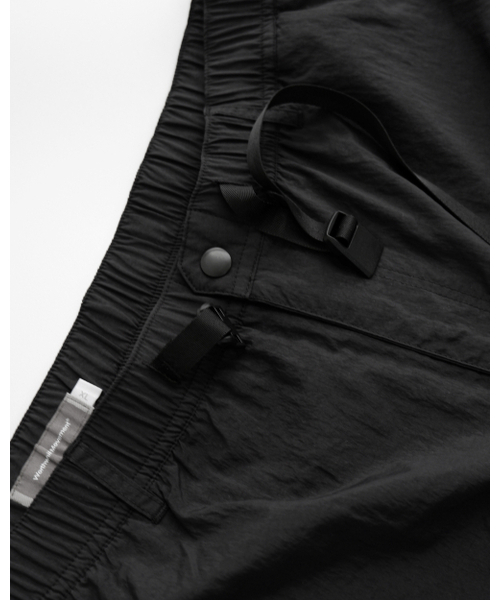 WORTHWHILE MOVEMENT(ワースワイルムーブメント)の「ユーティリティショーツ(ブラック)(その他パンツ・レディース・その他・LARGE/X-LARGE)」の4枚目の写真