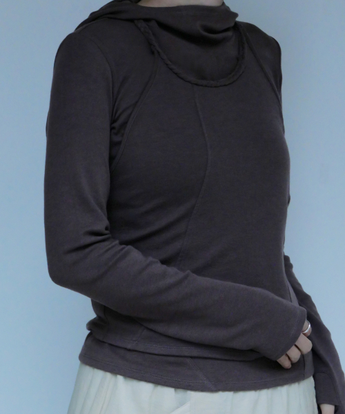 CHAMASPORTSLAB(チャマ スポーツラボ)の「Wool Blend Hoody_ Mocha(パーカー・レディース・モカ・FREE)」の2枚目の写真