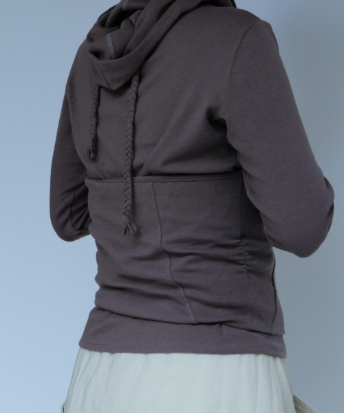 CHAMASPORTSLAB(チャマ スポーツラボ)の「Wool Blend Hoody_ Mocha(パーカー・レディース・モカ・FREE)」の4枚目の写真