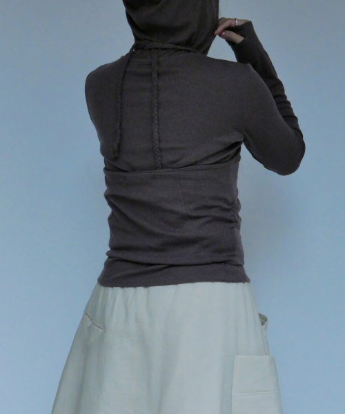 CHAMASPORTSLAB(チャマ スポーツラボ)の「Wool Blend Hoody_ Mocha(パーカー・レディース・モカ・FREE)」の5枚目の写真