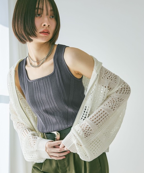 PAGEBOY（ページボーイ）の「＜自宅で洗える！イージーケア＞ スクエアネックリブタンク（タンクトップ・レディース・ピンク/チャコールグレー/オフホワイト/ブルー/ブラック・FREE）」の14枚目の写真