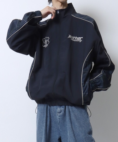SITRY(シトリー)の「All-over Pattern Switching Nylon Track Jacket/オーバーサイズ 総柄切り替え ナイロン トラックジャケット ブルゾン(ナイロンジャケット・メンズ・ブラック/ライトグレー/ネイビー・S/M/L)」の15枚目の写真
