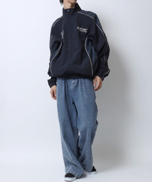 SITRY(シトリー)の「All-over Pattern Switching Nylon Track Jacket/オーバーサイズ 総柄切り替え ナイロン トラックジャケット ブルゾン(ナイロンジャケット・メンズ・ブラック/ライトグレー/ネイビー・S/M/L)」の17枚目の写真