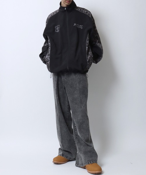 SITRY(シトリー)の「All-over Pattern Switching Nylon Track Jacket/オーバーサイズ 総柄切り替え ナイロン トラックジャケット ブルゾン(ナイロンジャケット・メンズ・ブラック/ライトグレー/ネイビー・S/M/L)」の9枚目の写真