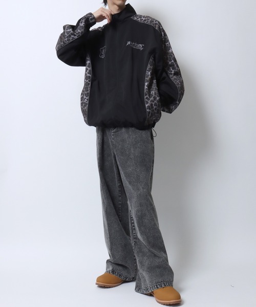 SITRY(シトリー)の「All-over Pattern Switching Nylon Track Jacket/オーバーサイズ 総柄切り替え ナイロン トラックジャケット ブルゾン(ナイロンジャケット・メンズ・ブラック/ライトグレー/ネイビー・S/M/L)」の8枚目の写真