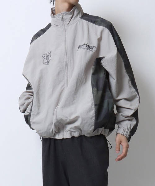 SITRY(シトリー)の「All-over Pattern Switching Nylon Track Jacket/オーバーサイズ 総柄切り替え ナイロン トラックジャケット ブルゾン(ナイロンジャケット・メンズ・ブラック/ライトグレー/ネイビー・S/M/L)」の11枚目の写真