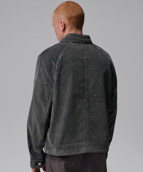 JORDAN BRAND(ジョーダンブランド)の「JORDAN BRAND M J FLT CORDUROY CHORE JKT / ジョーダン ブランド FLT コーデュロイ コア ジャケット / NIKE【SP】(その他アウター・メンズ・カーキ/ブラック・S/M/L/XL/XXL)」の4枚目の写真