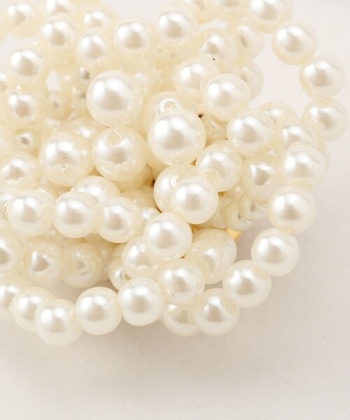 couture brooch(クチュールブローチ)の「ローズパール調ブローチ(ブローチ/コサージュ・レディース・ホワイト・00)」の3枚目の写真