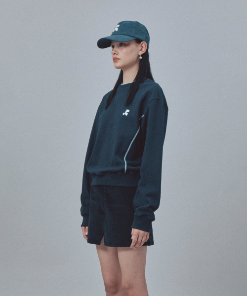 Rest&Recreation(レストアンドレクリエーション)の「LAYERED SWEATSHIRT - NAVY(スウェット・レディース・その他・ONE)」の4枚目の写真