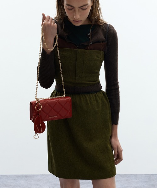 CHARLES & KEITH(チャールズ & キース)の「Ciara シアラ ハートアンドキーチャーム(キーケース/キーアクセサリー・レディース・バーガンディー/ブラック・FREE)」の14枚目の写真