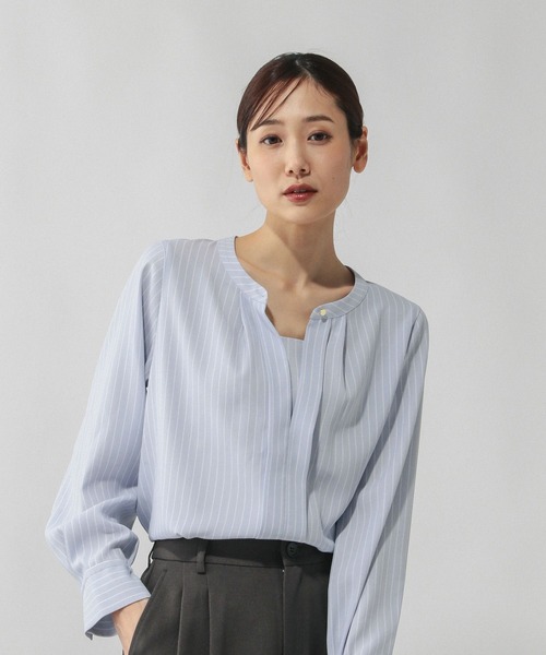 GLOBAL WORK（グローバルワーク）の「キレイつづく2WAYタック長袖/601017（Tシャツ/カットソー・レディース・ネイビー/オフホワイト/サックスブルー系/ホワイト系その他/サックスブルー・LARGE/MEDIUM/SMALL）」の5枚目の写真