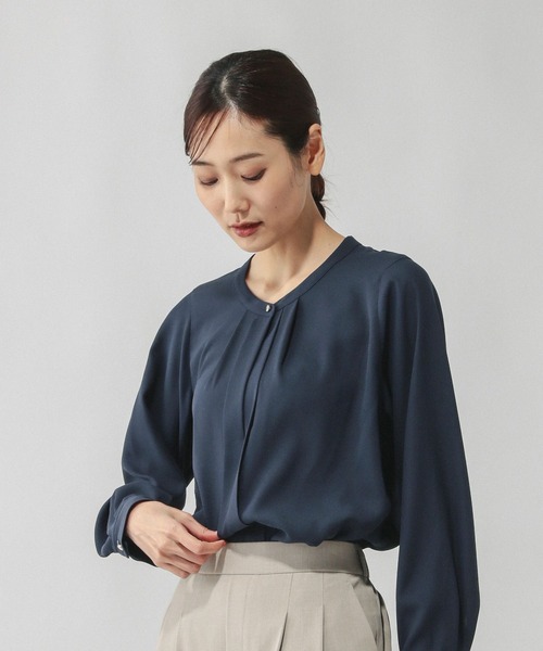 GLOBAL WORK（グローバルワーク）の「キレイつづく2WAYタック長袖/601017（Tシャツ/カットソー・レディース・ネイビー/オフホワイト/サックスブルー系/ホワイト系その他/サックスブルー・LARGE/MEDIUM/SMALL）」の3枚目の写真