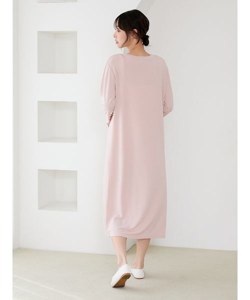 インレイロゴワンピース（ルームワンピース）｜gelato pique